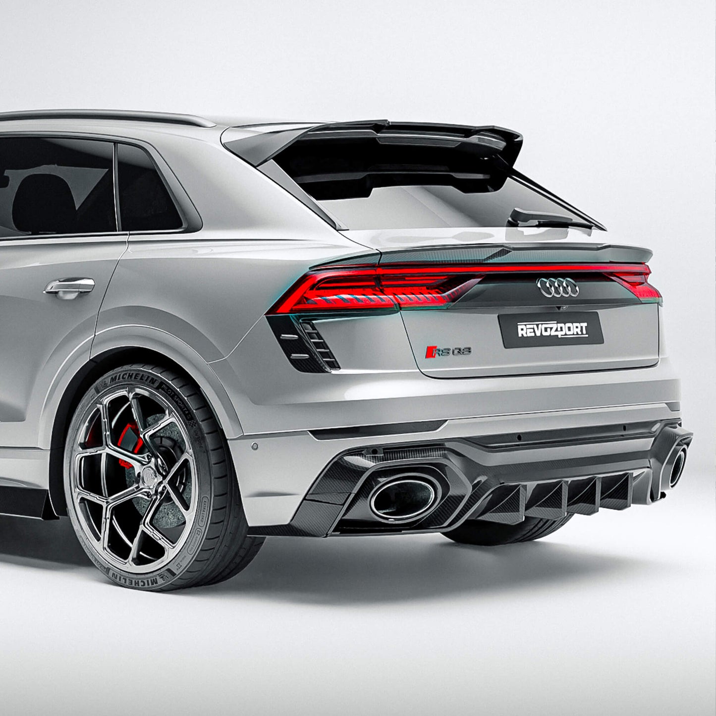 RevoZport Carbon Widebody Kit voor Audi RSQ8