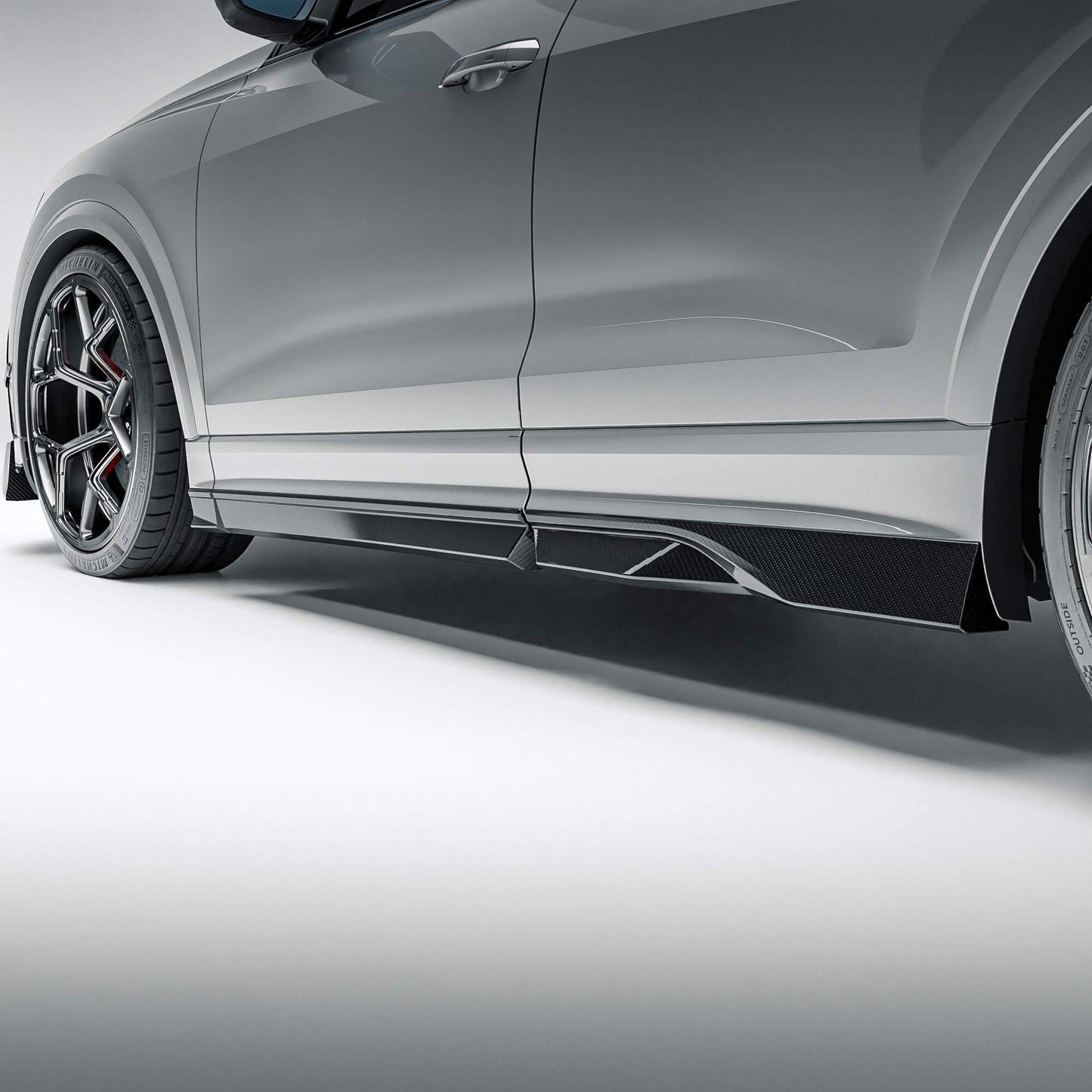 RevoZport Carbon Widebody Kit voor Audi RSQ8