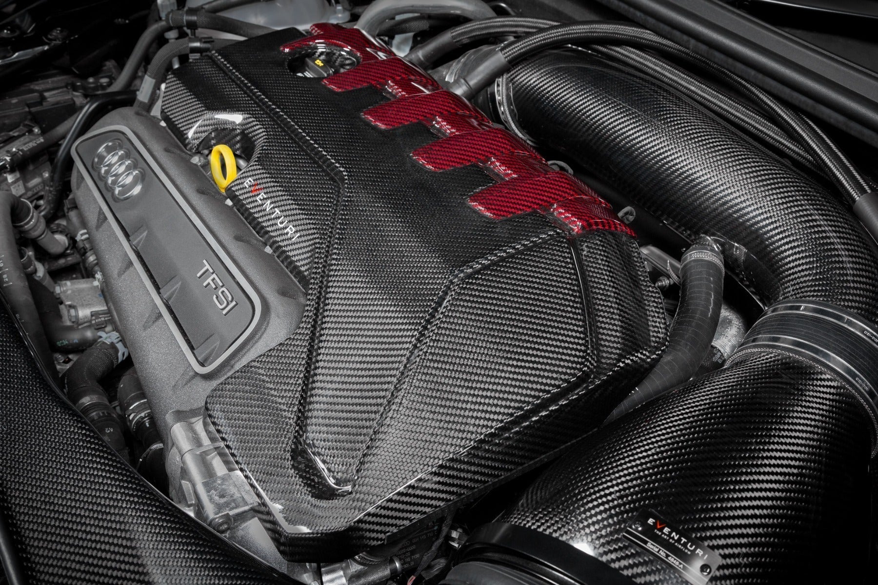 Eventuri Motorafdekplaat voor Audi RS3 / TTRS 8S Black and Red