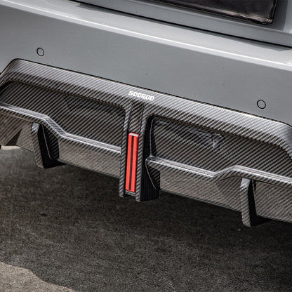 SOOQOO Carbon Diffuser voor BMW 2 Serie G42 (met remlicht)