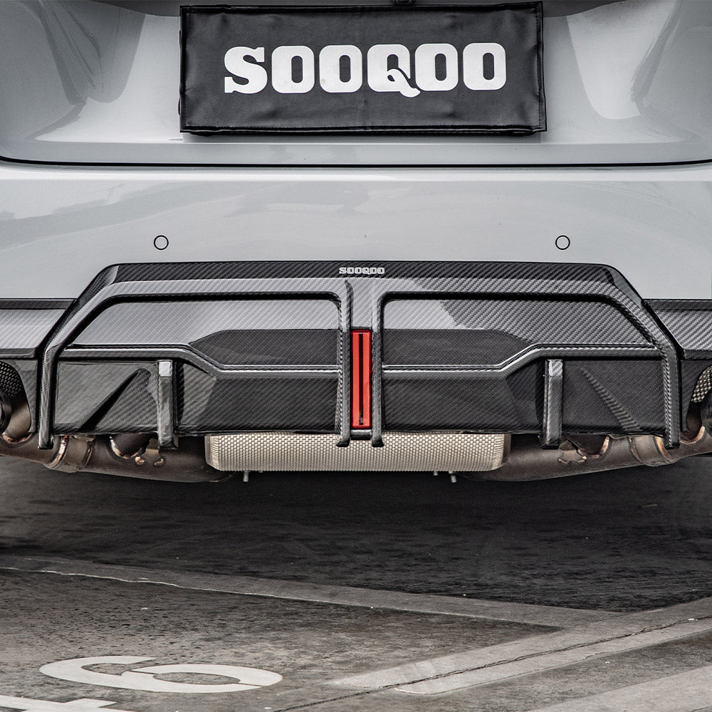 SOOQOO Carbon Diffuser voor BMW 2 Serie G42 (met remlicht)