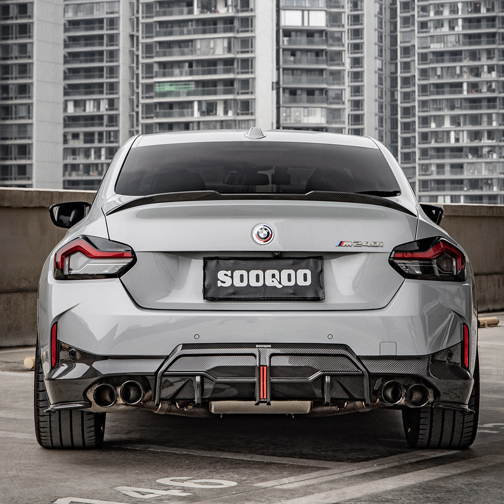SOOQOO Carbon Diffuser voor BMW 2 Serie G42 (met remlicht)