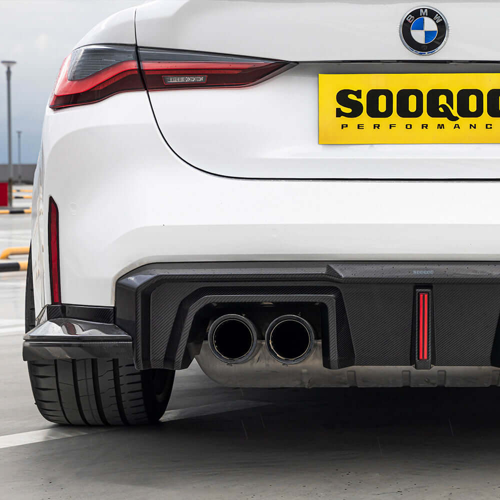 SOOQOO V2 Carbon Diffuser voor BMW M4 / M4 Cabrio G82, G83 (met remlicht)