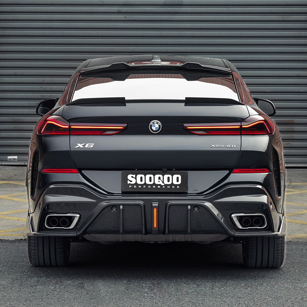 SOOQOO Carbon Diffuser voor BMW X6 G06 (met remlicht)