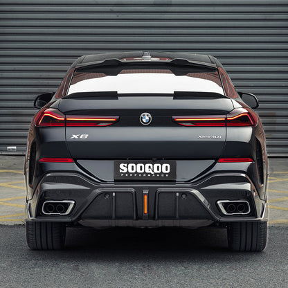 SOOQOO Carbon Diffuser voor BMW X6 G06 (met remlicht)