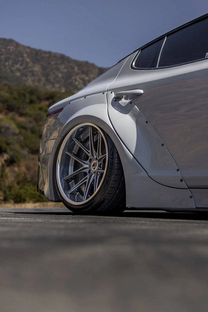 Adro Carbon Widebody Kit voor Kia Stinger