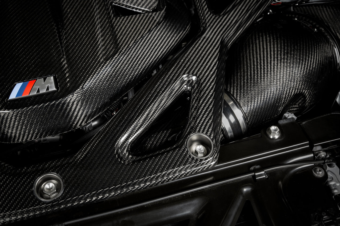 Eventuri Carbon Strutbar voor BMW G8X M2/M3/M4/CSL — Gloss