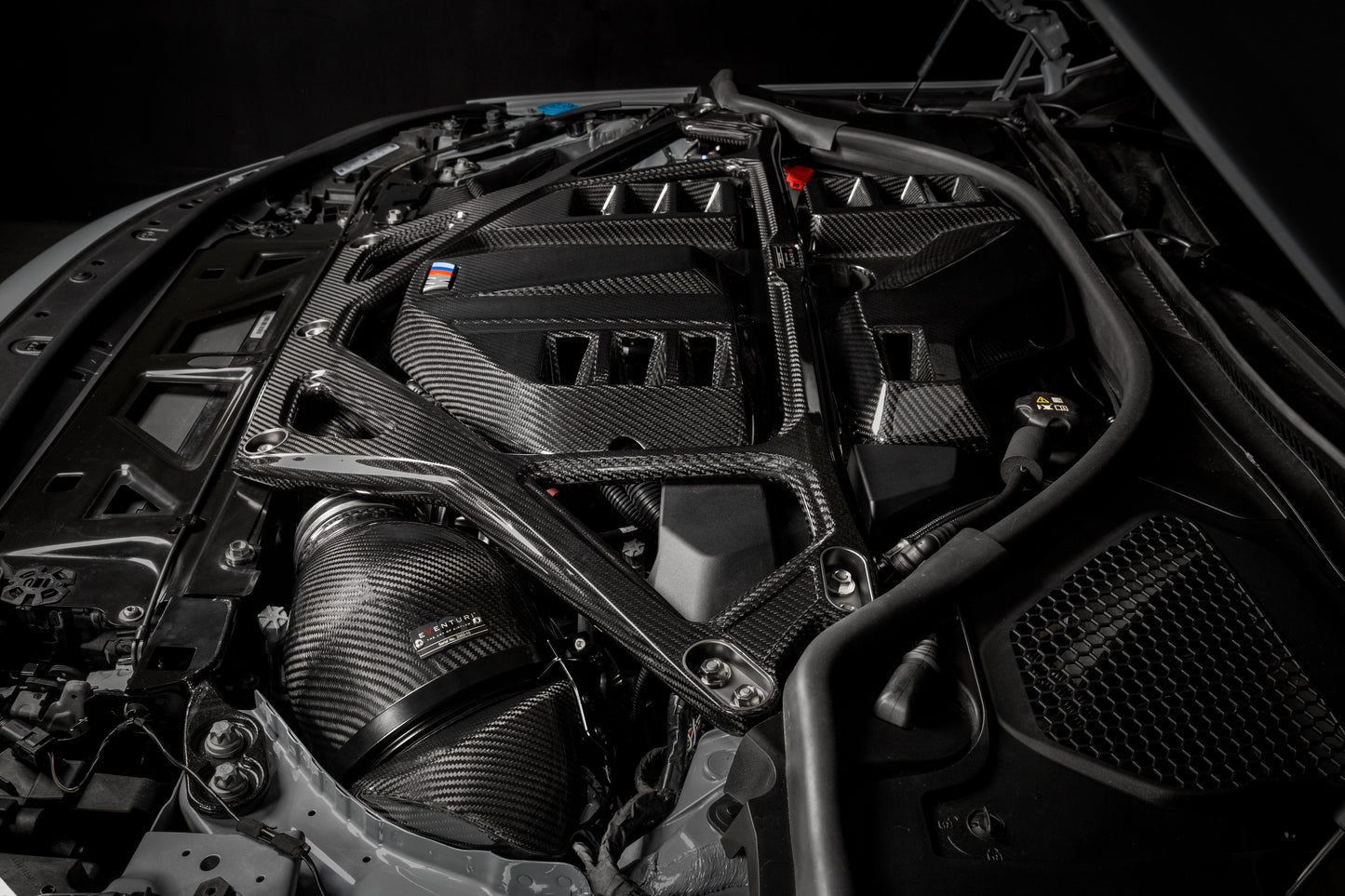 Eventuri Carbon Strutbar voor BMW G8X M2/M3/M4/CSL — Gloss