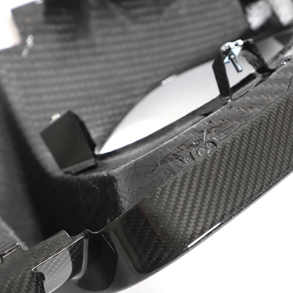 Dry Carbon Diffuser vlak model voor Audi R8 2023