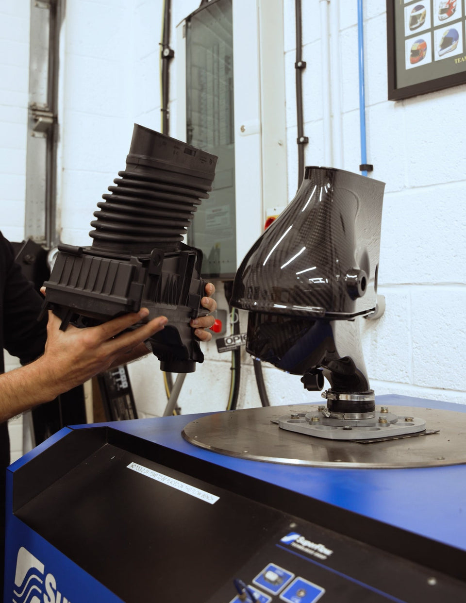 Eventuri Carbon Intake Systeem voor Mercedes G63 W465 AMG 2025+ ; M177 code